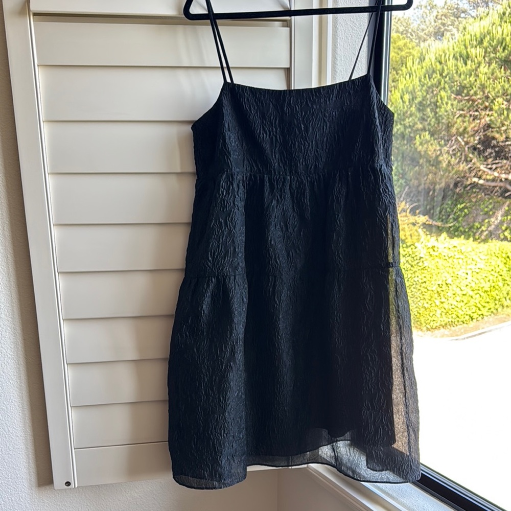 Club Monaco Black Babydoll Mini Dress! 🖤